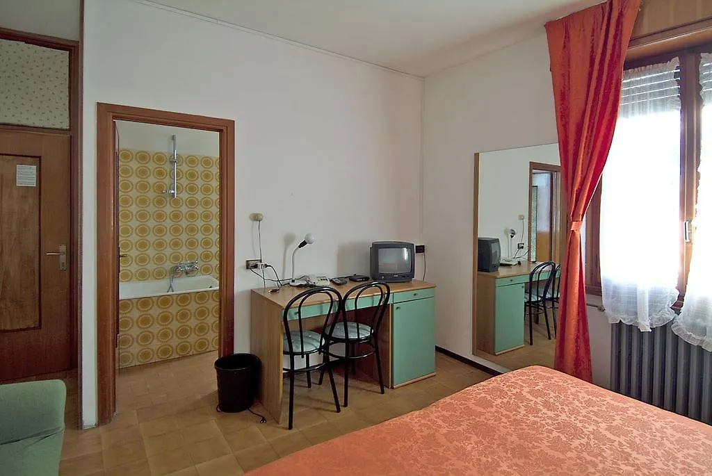 Prázdninový areál Camping Hotel Au Lac De Como Sorico